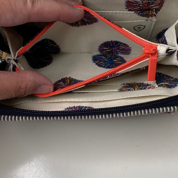 Vera Bradley Summer Vibes Zip Around RDIF Grab and Go Wristlet Chambray - Picture 4 of 7